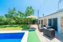 Holiday rentals in Samagatall