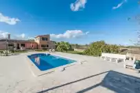 Holiday rentals in Can frit