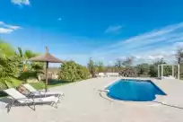 Holiday rentals in Can frit