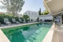 Holiday rentals in Fantastic