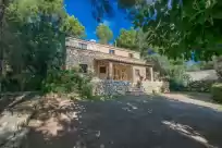 Holiday rentals in Son del rio vell