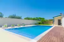 Holiday rentals in Villa jaume