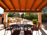 Holiday rentals in Gravera