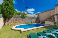 Holiday rentals in Can bagot