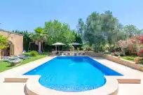 Holiday rentals in Finca es porrassar