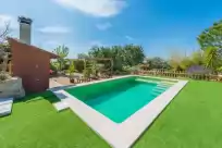Holiday rentals in Can seti