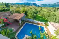 Holiday rentals in Maia
