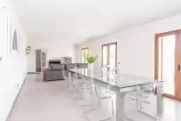Ferienhaus auf Es trast