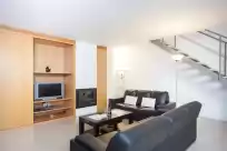 Holiday rentals in Can modern