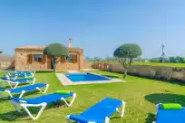 Holiday rentals in Es palmer