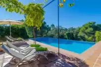Holiday rentals in Villa dos pins