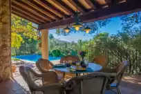 Holiday rentals in Villa dos pins