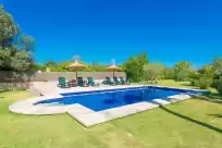 Holiday rentals in Son terrola