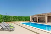 Holiday rentals in Aubadallet