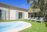 Holiday rentals in Na miqueleta