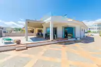 Holiday rentals in Serra nova