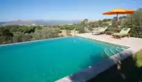 Holiday rentals in Can carros