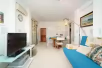 Holiday rentals in Zeus