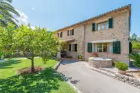 Holiday rentals in Sa finqueta