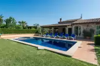 Holiday rentals in Can bajoca
