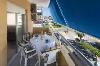 Holiday rentals in River