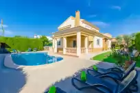 Holiday rentals in Bahía grande
