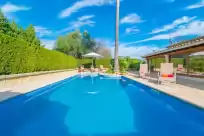 Holiday rentals in Es pou