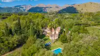 Holiday rentals in Can ferrer