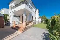 Ferienhaus auf Es romani