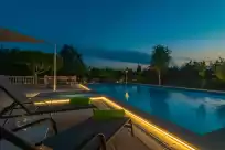 Holiday rentals in Villa arhu