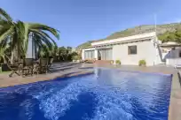 Holiday rentals in Casa lea