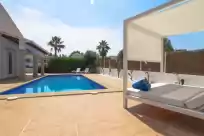Holiday rentals in Es bon patro