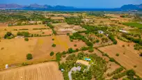 Holiday rentals in Mercader