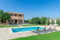 Holiday rentals in Son duri petit