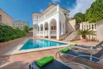 Ferienhaus auf Villa teulera