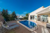 Holiday rentals in Can panxota
