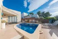 Holiday rentals in Can panxota