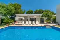 Holiday rentals in Mon obert