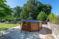 Holiday rentals in Pequeña