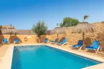 Holiday rentals in Finca maria