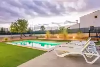 Holiday rentals in Noguer 6