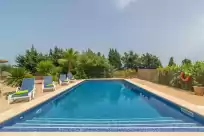 Holiday rentals in Can ribas