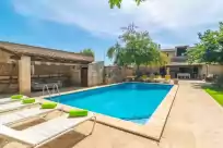 Holiday rentals in Son arboç gran
