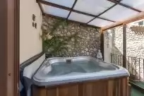 Holiday rentals in Llaurada