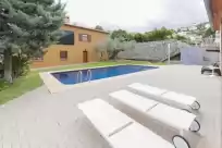 Holiday rentals in Zitzània