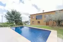 Holiday rentals in Zitzània