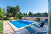Holiday rentals in Cultura