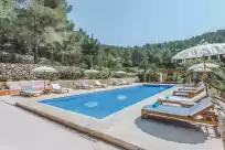 Holiday rentals in Can leilani