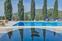 Holiday rentals in Can palau