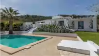 Holiday rentals in Can rowan